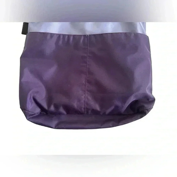 Mosey Nylon Tote Bag Mosey - Picture 7 of 10